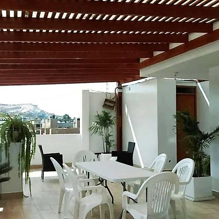 Hospedaje Luna Llena San Vicente de Cañete Eksteriør bilde
