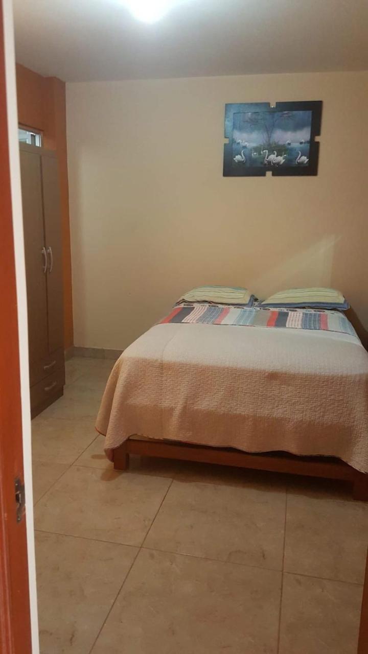Hospedaje Luna Llena San Vicente de Cañete Eksteriør bilde